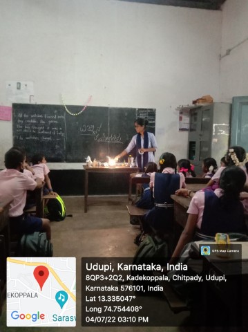 Outreach program on demonstration of chemistry experiments