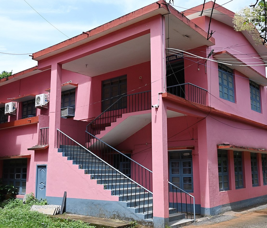 Poorna Prajana College - Indoor Stadium