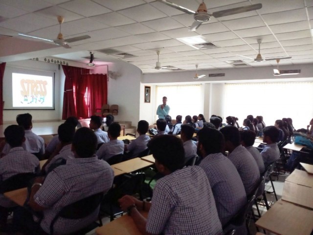 Certificate course "Managing stress in changing environment"