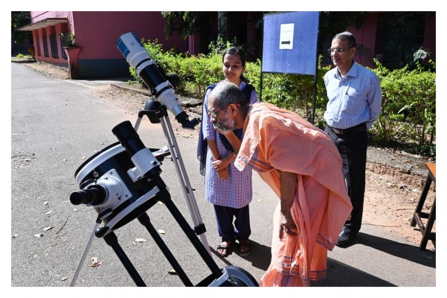  PAAC is organizing one day exhibition and demonstration For the Love of Physics