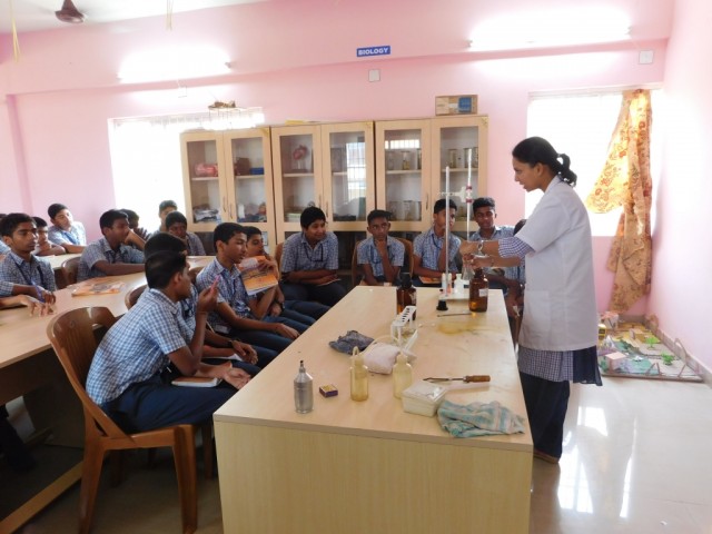 Experiment demonstration by III B. Sc students i Shree Narayana Guru English medium High School,Malpe on 22-11-2017