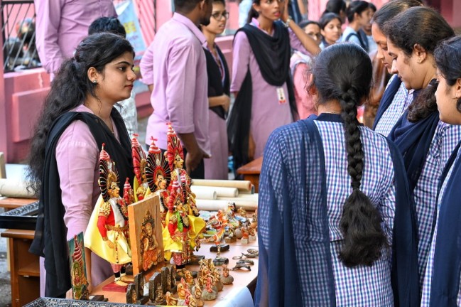 "Prjna Craft Mela"