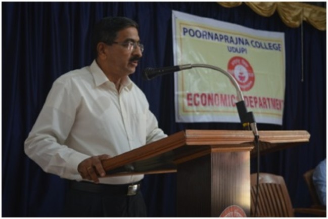 Dr.Shivshankar Bhat  , Head of Department of Economics, Govinda Dasa College, Surathkal  was the guest of honour for the Inaugural function.